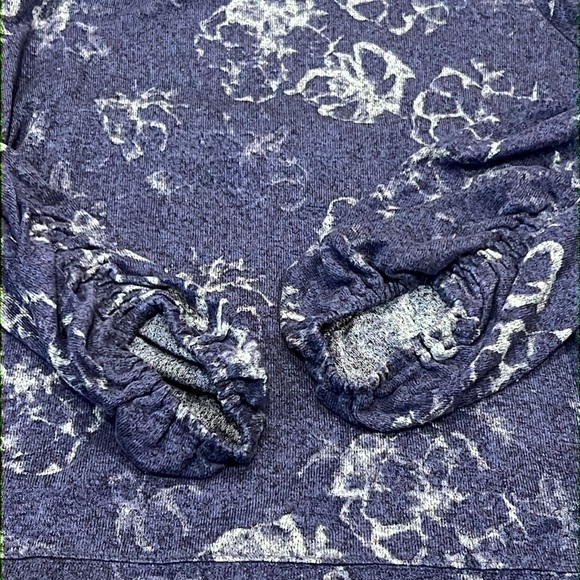 Simply Vera Vera Wang Lightweight Sweater Size Medium - Picture 7 of 10